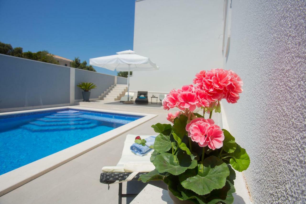 Hotel Paradise Punta Nečujam المظهر الخارجي الصورة