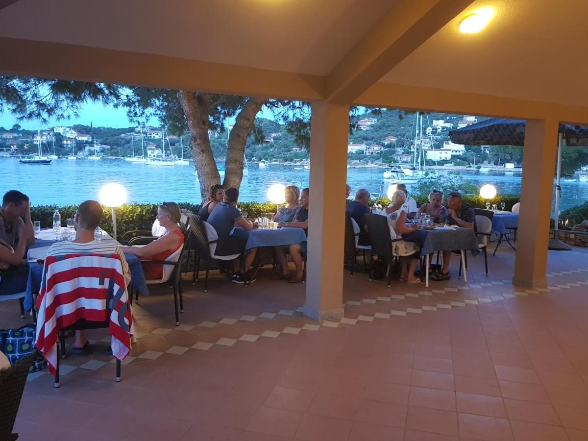 Hotel Paradise Punta Nečujam المظهر الخارجي الصورة
